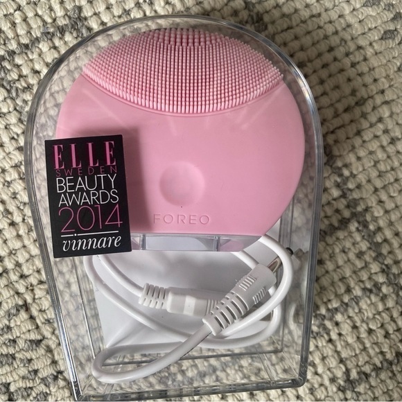 NEW FOREO LUNA Mini - Picture 2 of 5